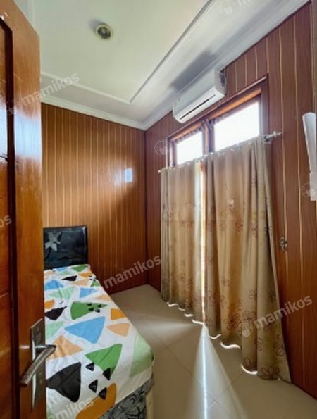 Rumah Sertifikat SHM 11 Kamar Tidur 6 Kamar Mandi Maguwoharjo Yogyakarta - Photo 3