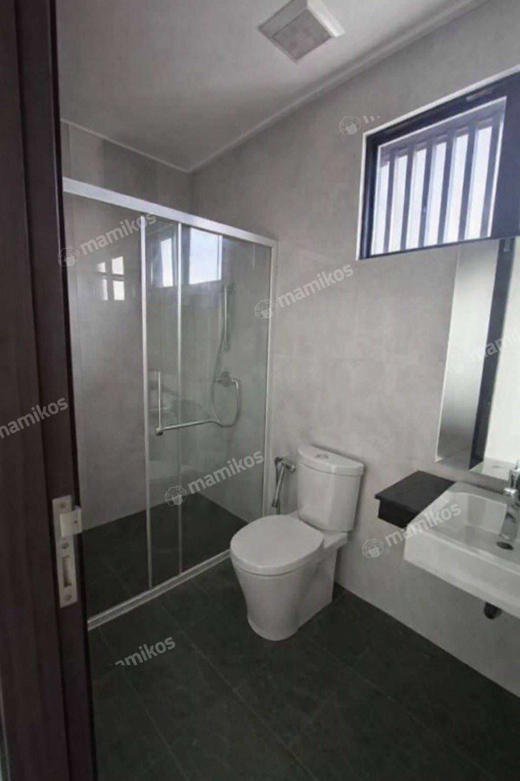 Rumah Sertifikat PPJB 4 Kamar Tidur 4 Kamar Mandi Pantai Indah Kapuk 2 Jakarta Utara - Photo 3