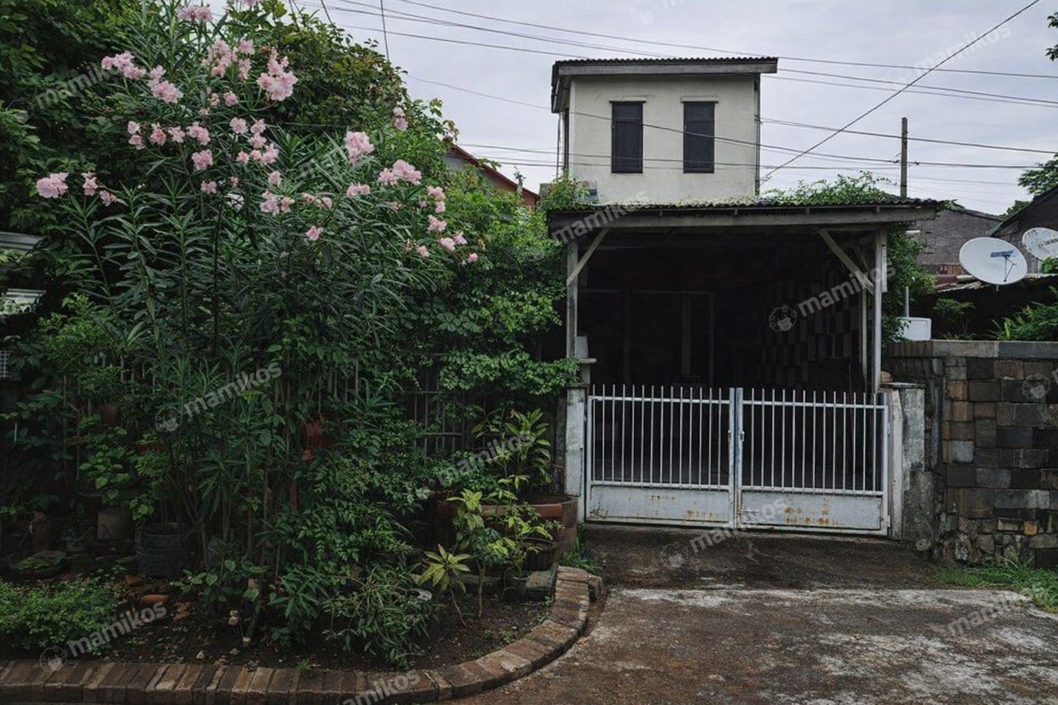 Rumah Sertifikat HGB 4 Kamar Tidur 2 Kamar Mandi Rawa Badak Jakarta Utara