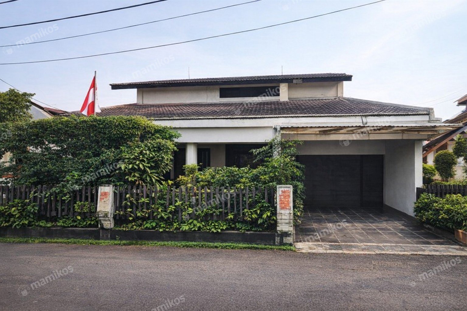 Rumah Sertifikat SHM 7 Kamar Tidur 4 Kamar Mandi Kedoya Selatan Jakarta Barat
