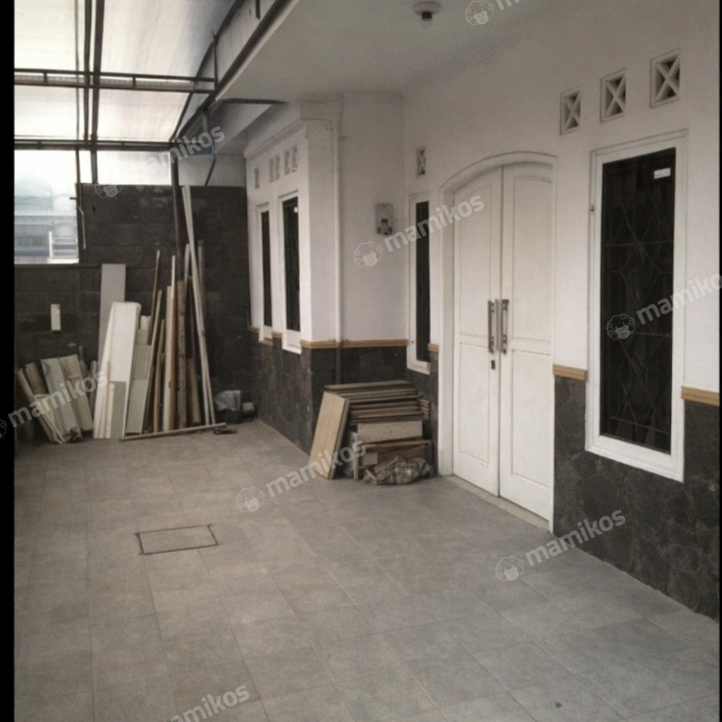 Rumah Sertifikat SHM 4 Kamar Tidur 3 Kamar Mandi Condet Jakarta Timur - Photo 3
