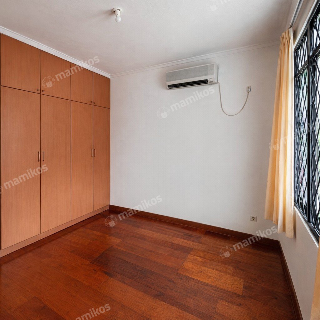 Rumah Sertifikat SHM 5 Kamar Tidur 5 Kamar Mandi Kebayoran Baru Jakarta Selatan - Photo 2