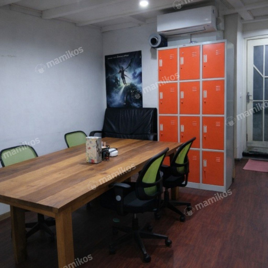 Rumah Sertifikat SHM 4 Kamar Tidur 4 Kamar Mandi Kebayoran Baru Jakarta Selatan - Photo 3