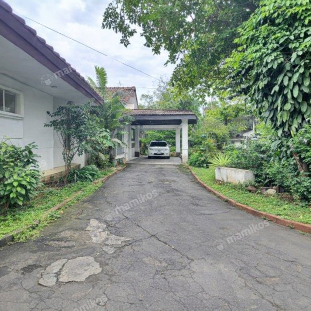 Rumah Sertifikat SHM 4 Kamar Tidur 4 Kamar Mandi Kebayoran Baru Jakarta Selatan - Photo 4