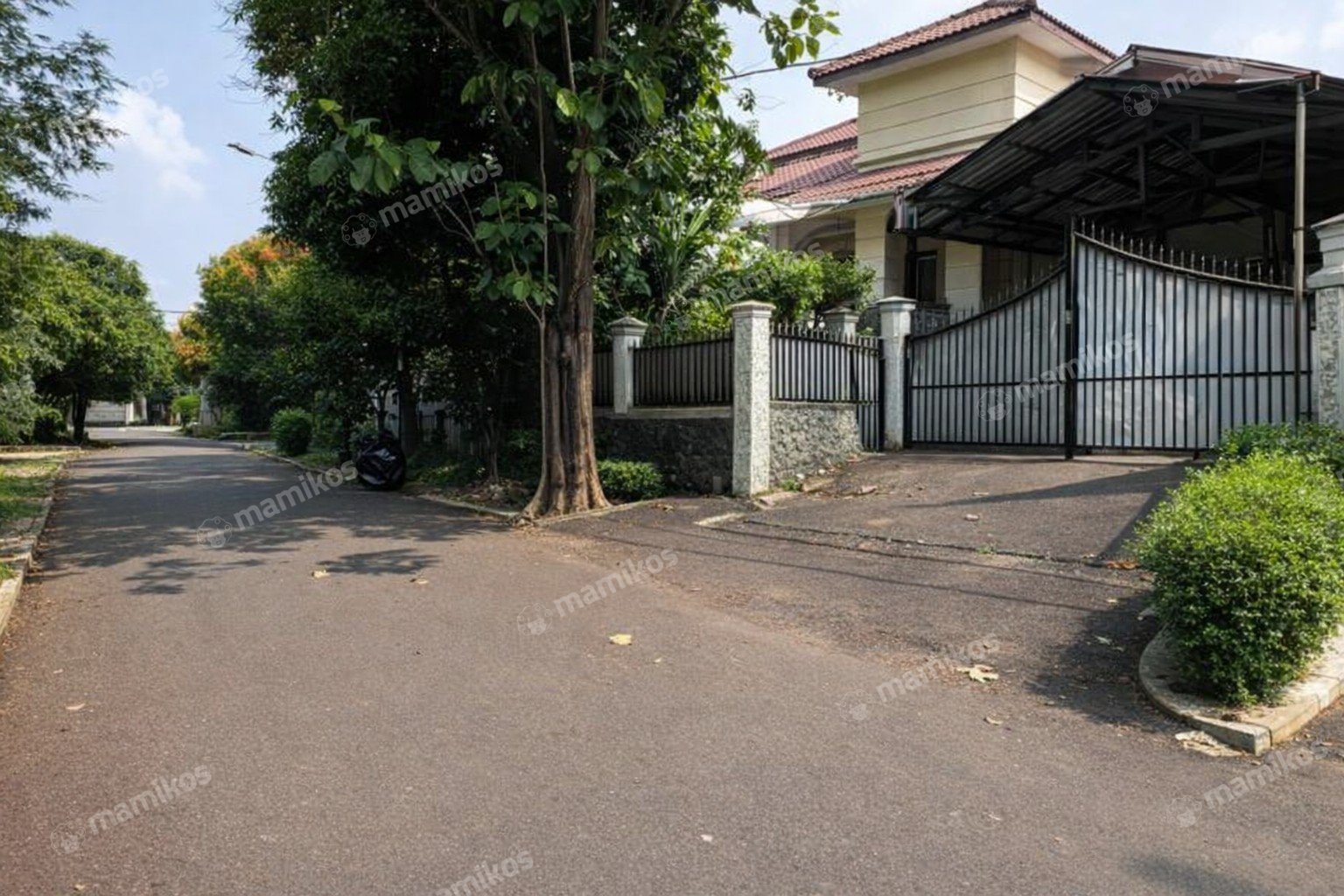 Rumah Sertifikat SHM 4 Kamar Tidur 3 Kamar Mandi Duren Tiga Jakarta Selatan