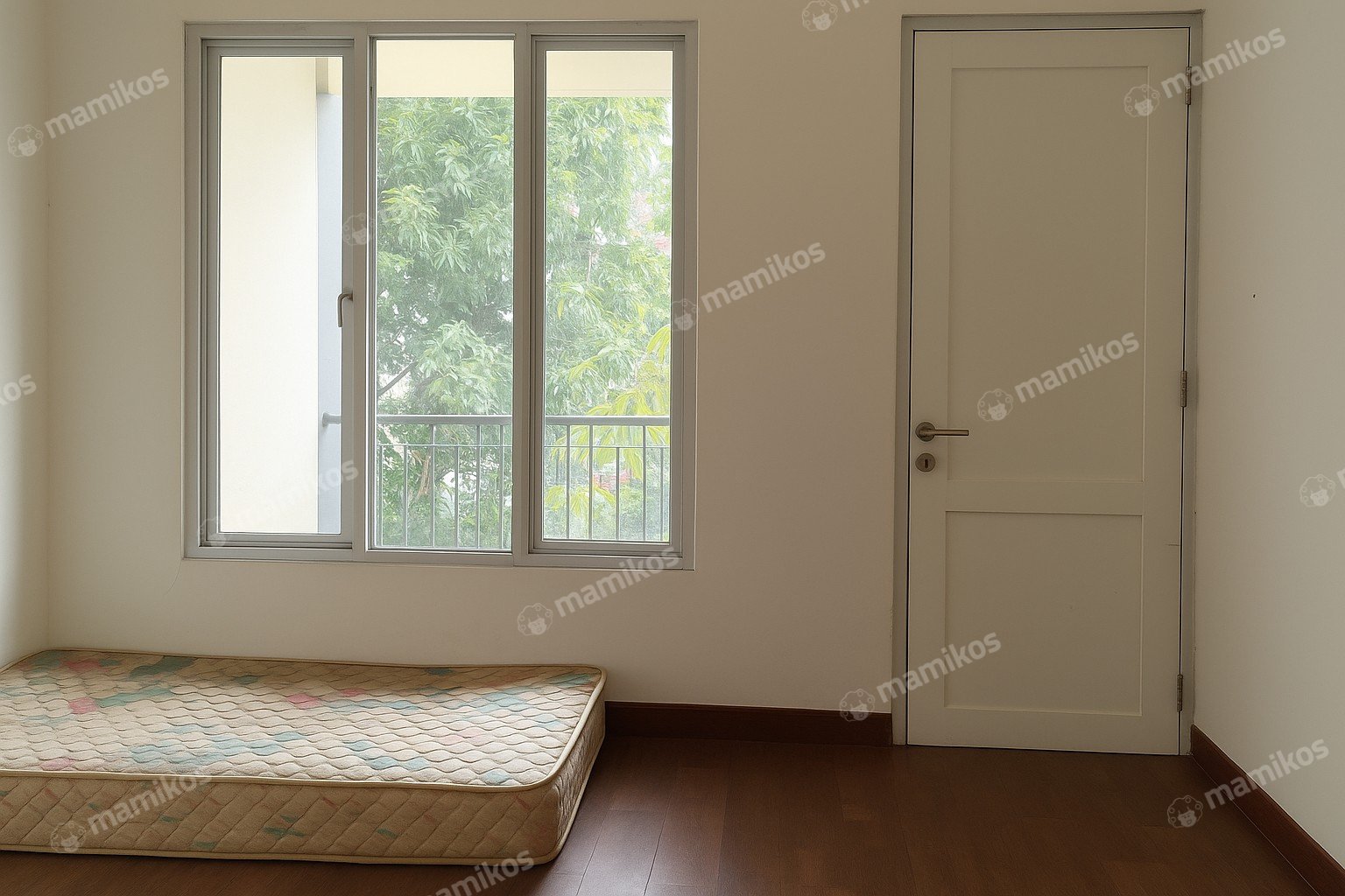 Rumah Sertifikat SHM 4 Kamar Tidur 4 Kamar Mandi Puri Indah Jakarta Barat