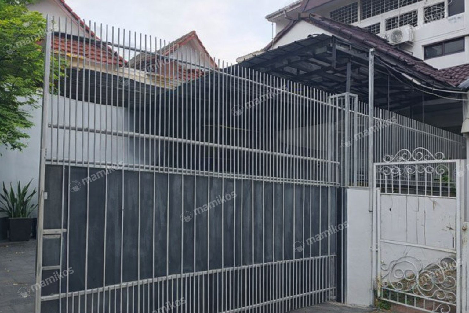 Rumah Sertifikat SHM 3 Kamar Tidur 2 Kamar Mandi Semanan Jakarta Barat