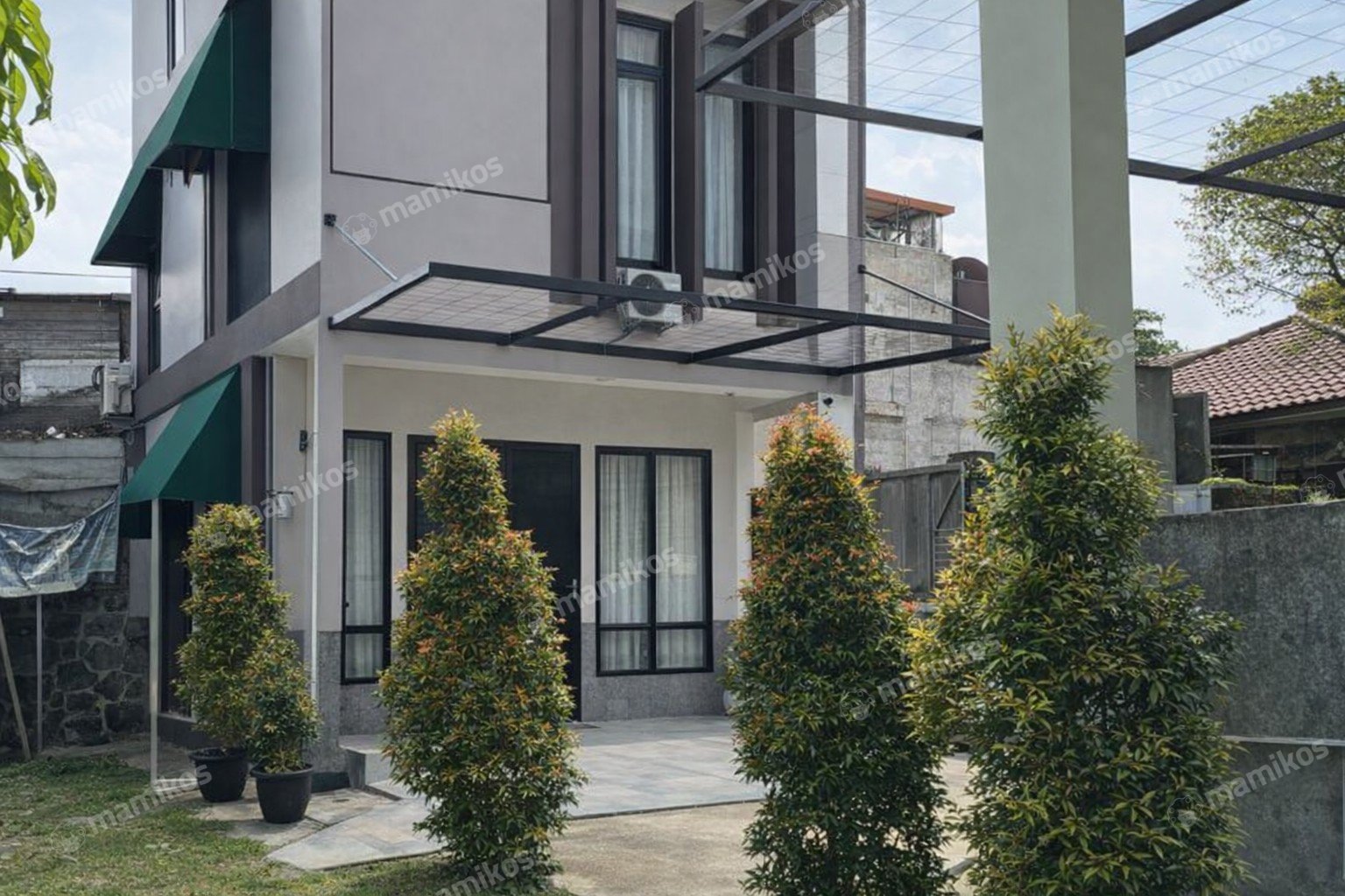 Rumah Sertifikat SHM 4 Kamar Tidur 3 Kamar Mandi Jati Padang Jakarta Selatan