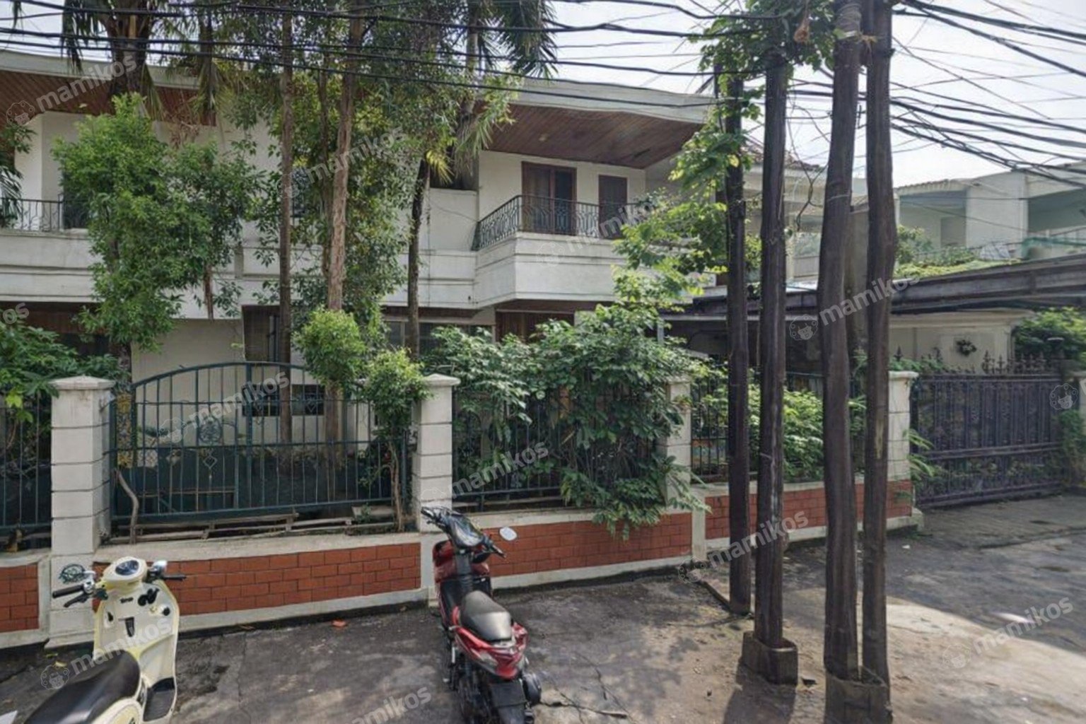 Rumah Sertifikat SHM 3 Kamar Tidur 2 Kamar Mandi Sunter Jakarta Utara