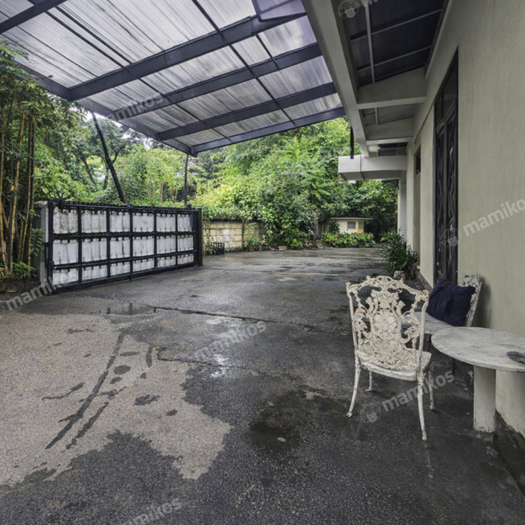 Rumah Sertifikat SHM 3 Kamar Tidur 3 Kamar Mandi Kebayoran Baru Jakarta Selatan - Photo 2