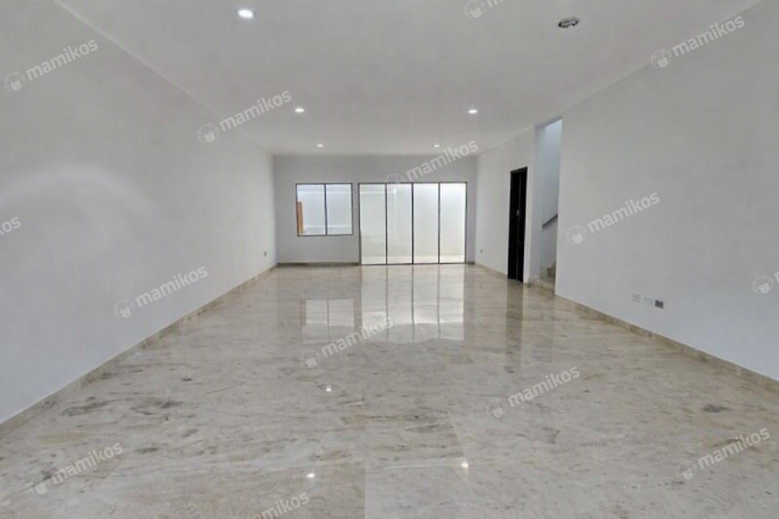 Rumah Baru 4 Kamar Tidur 4 Kamar Mandi Pantai Indah Kapuk Jakarta Utara - Photo 2