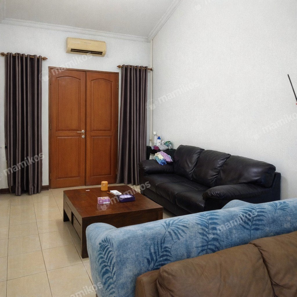 Rumah Sertifikat SHM 2 Kamar Tidur 3 Kamar Mandi Petukangan Jakarta Selatan - Photo 3