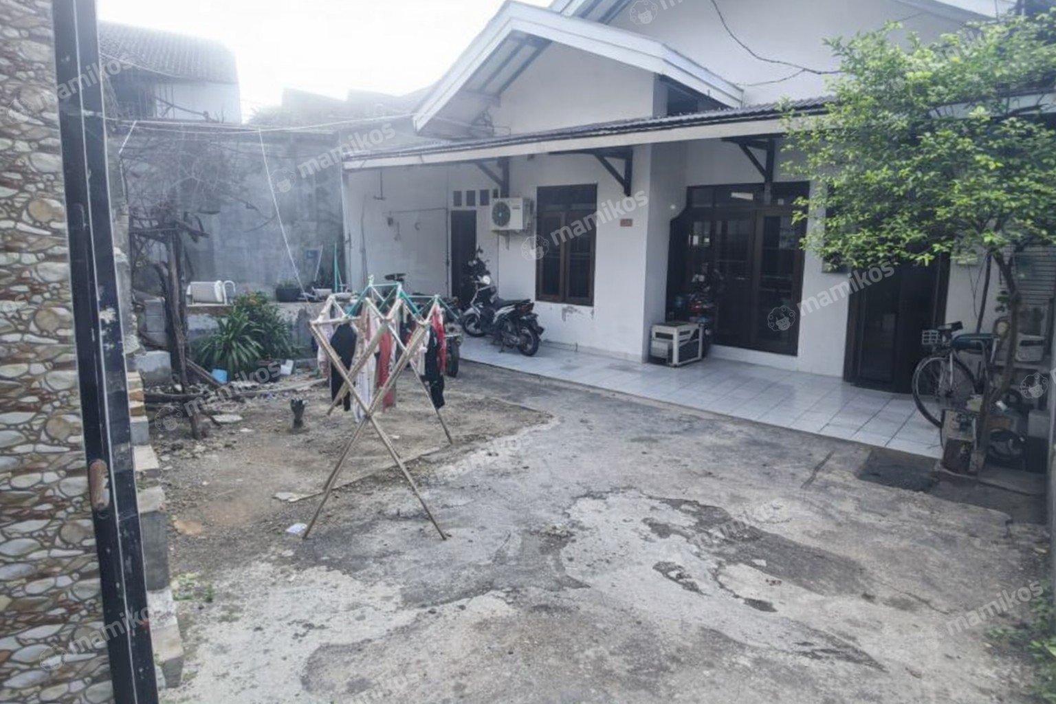 Rumah Sertifikat SHM 5 Kamar Tidur 3 Kamar Mandi Condet Jakarta Timur