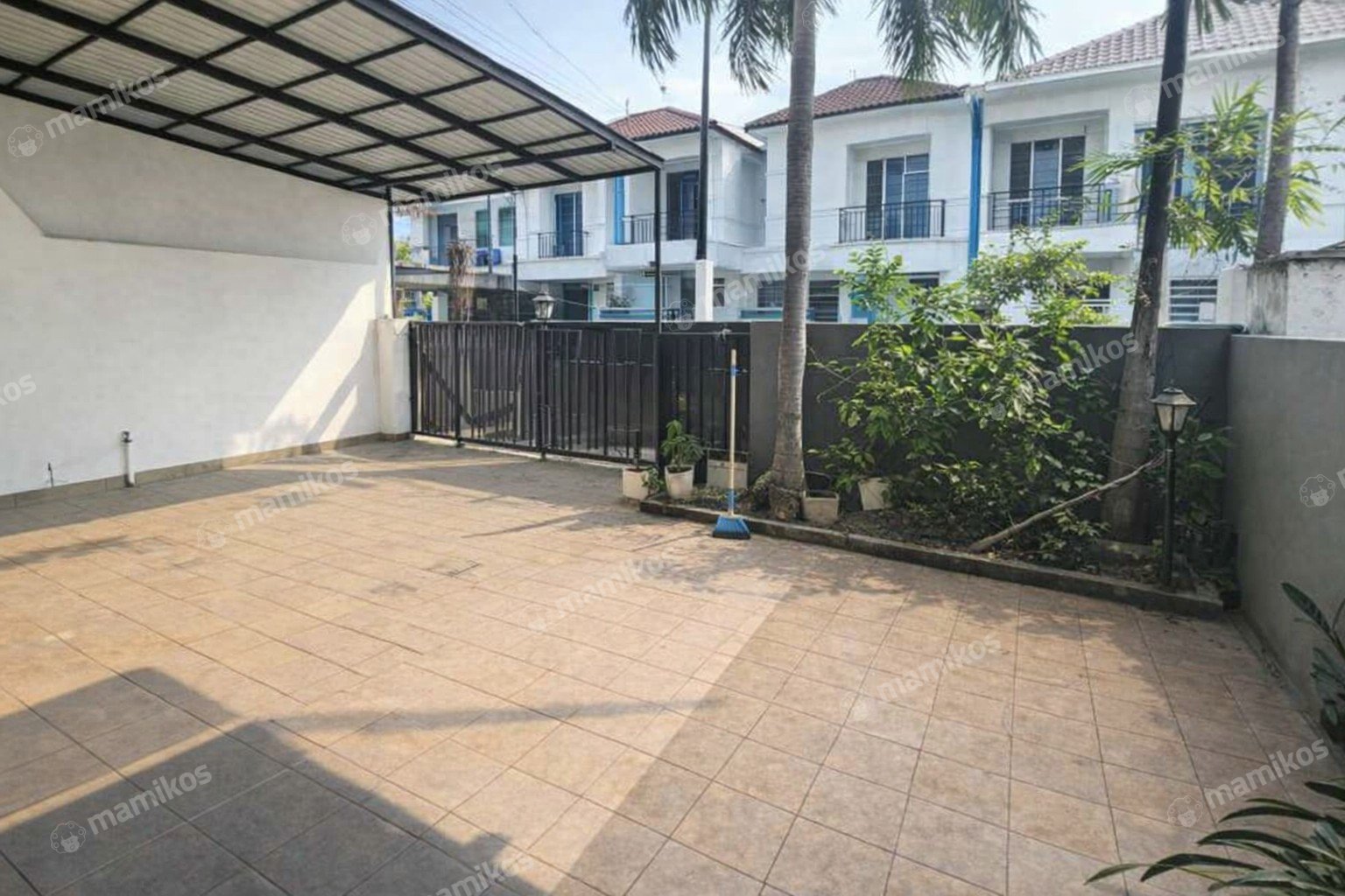 Rumah Sertifikat SHM 4 Kamar Tidur 3 Kamar Mandi Cakung Jakarta Timur - Photo 2