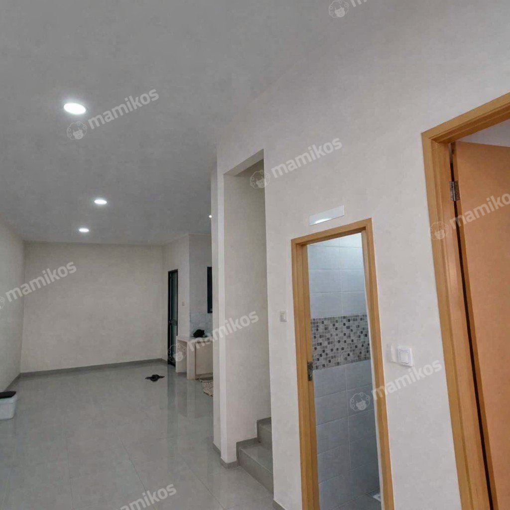 Rumah Baru Sertifikat SHM 4 Kamar Tidur Taman Ratu Jakarta Barat - Photo 3