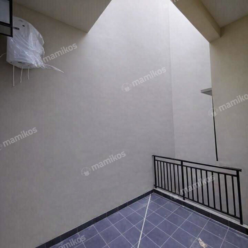 Rumah Baru Sertifikat SHM 4 Kamar Tidur Taman Ratu Jakarta Barat - Photo 4