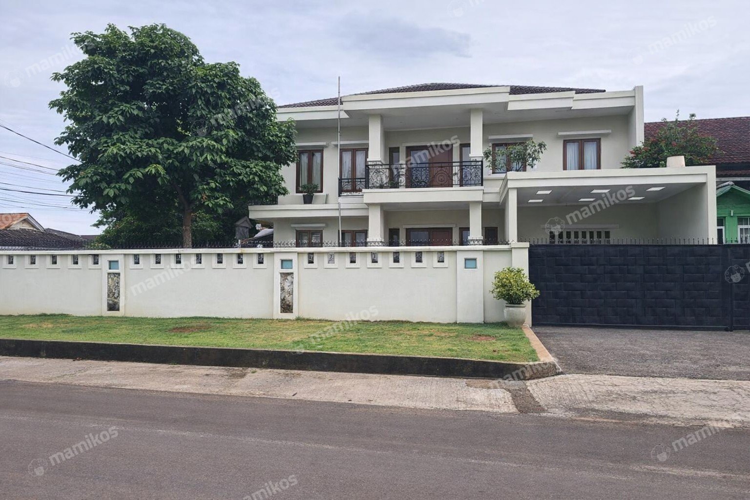 Rumah Sertifikat SHM 6 Kamar Tidur 5 Kamar Mandi Pesanggrahan Jakarta Selatan