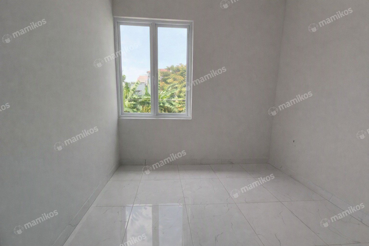 Rumah Sertifikat SHM 4 Kamar Tidur 3 Kamar Mandi Kelapa Gading Jakarta Utara - Photo 4