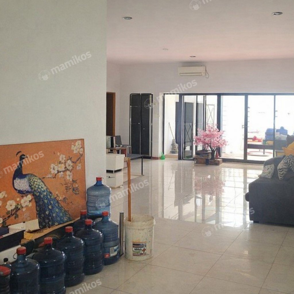 Rumah 4 Kamar Tidur 2 Kamar Mandi 2 Lantai Sunrise Garden Jakarta Barat - Photo 3