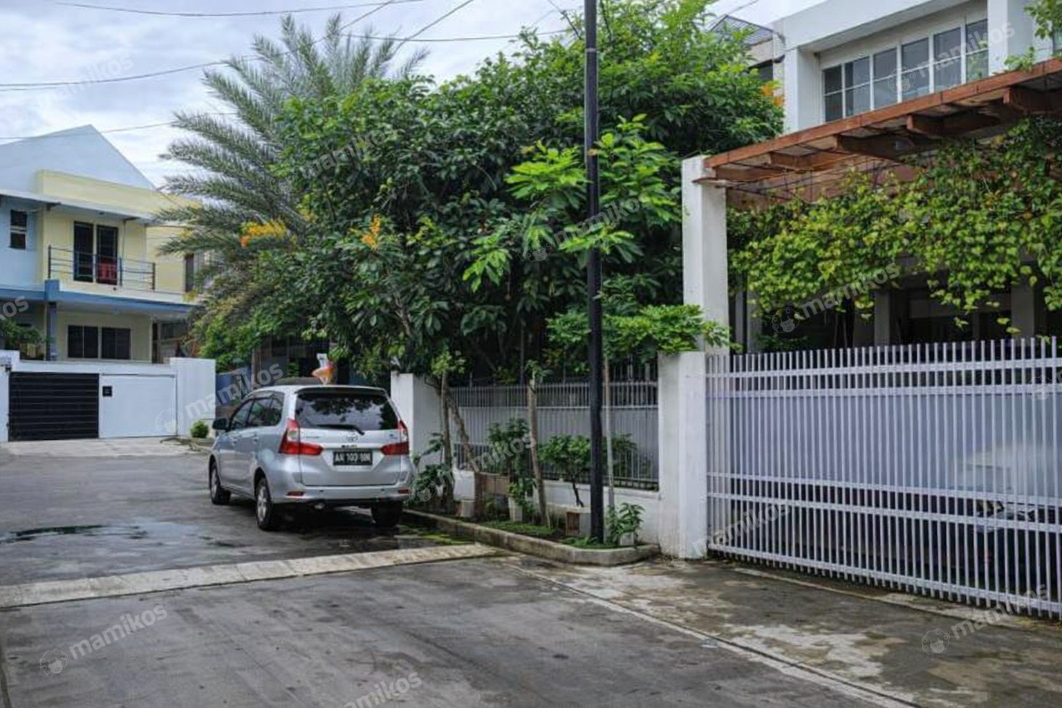 Rumah Sertifikat SHM 5 Kamar Tidur 5 Kamar Mandi Duren Sawit Jakarta Timur