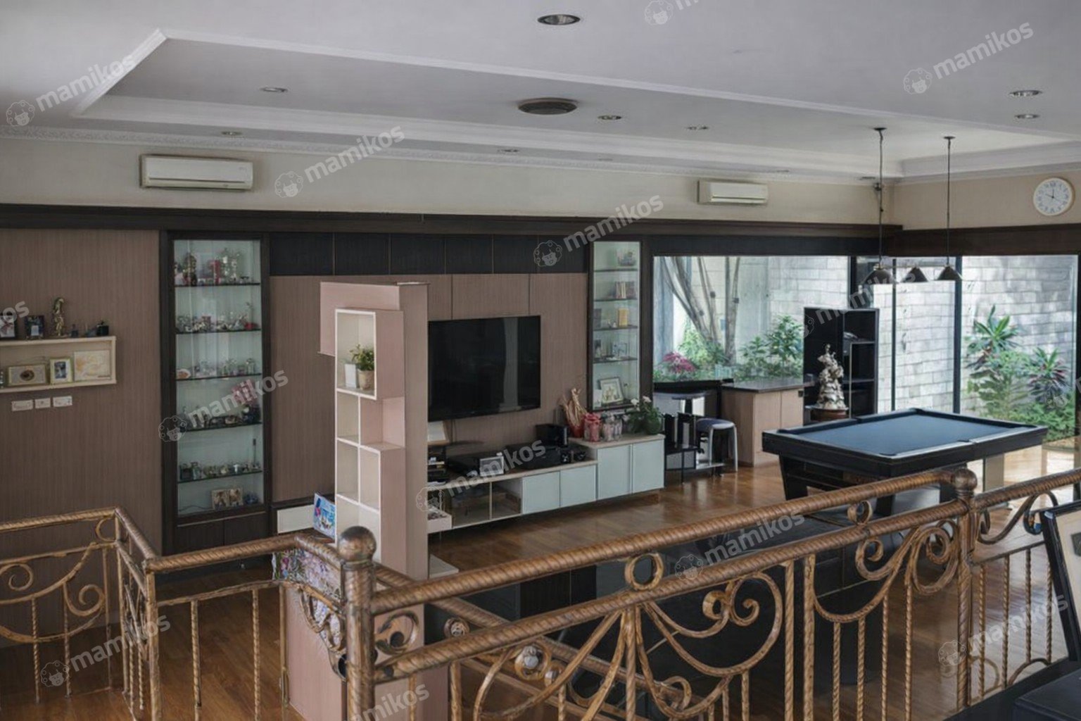 Rumah Sertifikat SHM 6 Kamar Tidur 4 Kamar Mandi Taman Palem Jakarta Barat