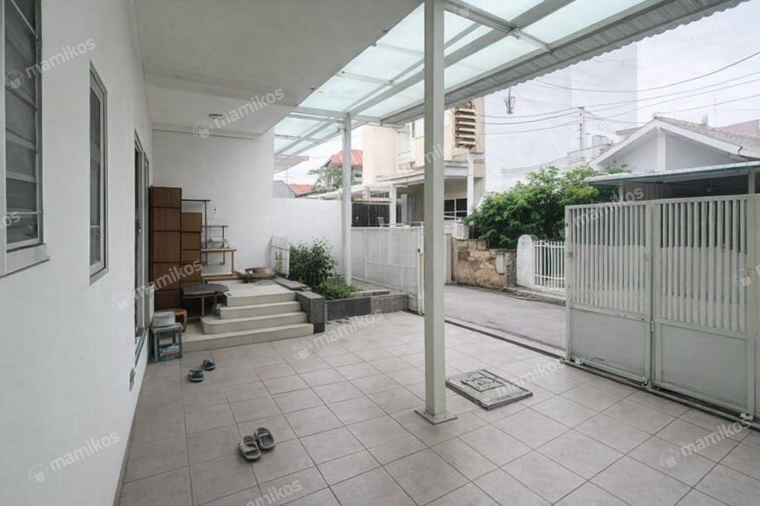 Rumah Sertifikat SHM 4 Kamar Tidur 4 Kamar Mandi Sunter Jakarta Utara - Photo 2