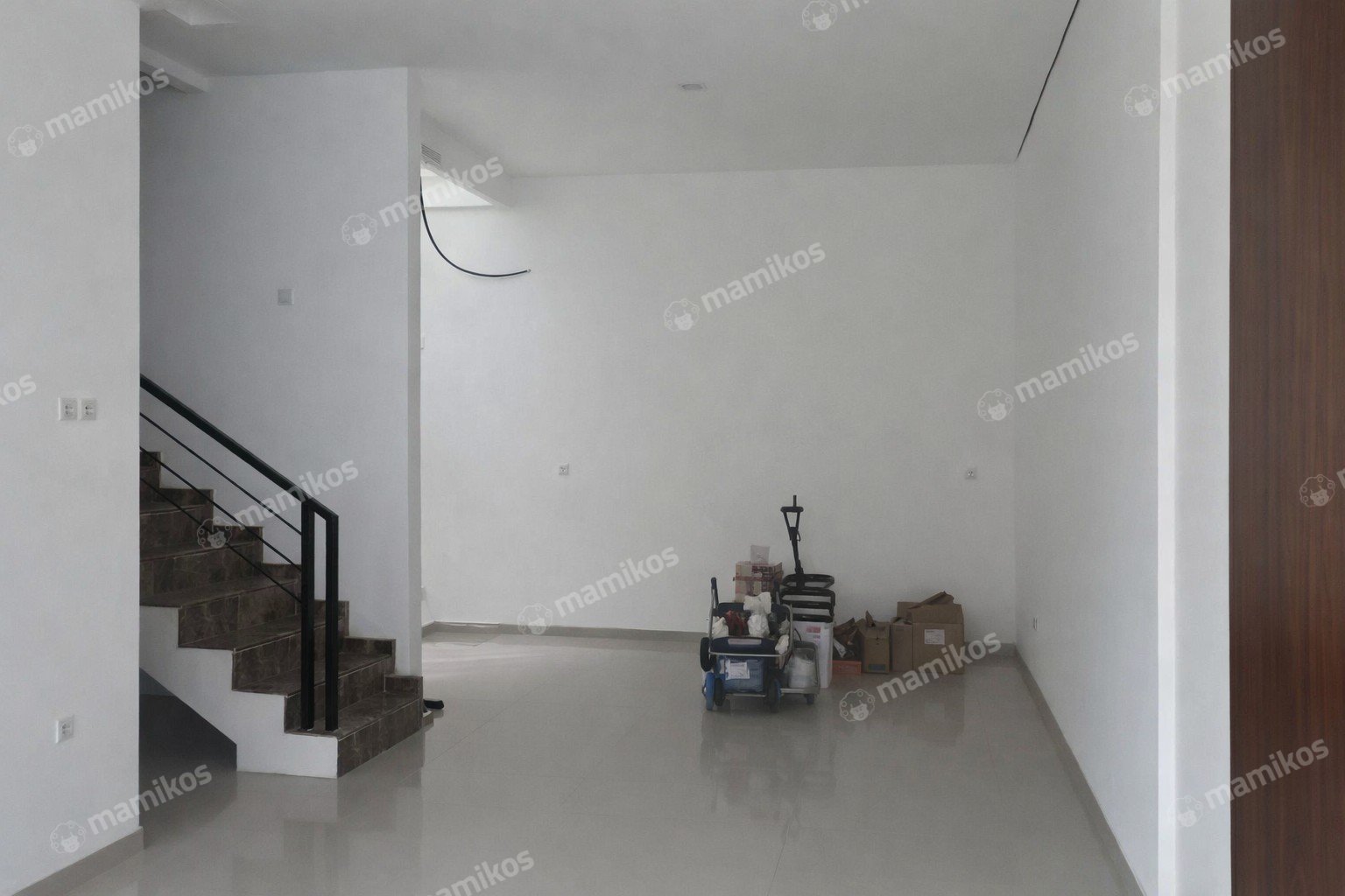 Rumah Sertifikat SHM 4 Kamar Tidur 4 Kamar Mandi Sunter Jakarta Utara - Photo 5