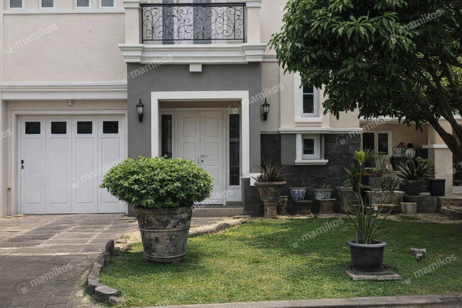 Rumah Sertifikat SHM 4 Kamar Tidur 3 Kamar Mandi Raffles Hills Jakarta Timur