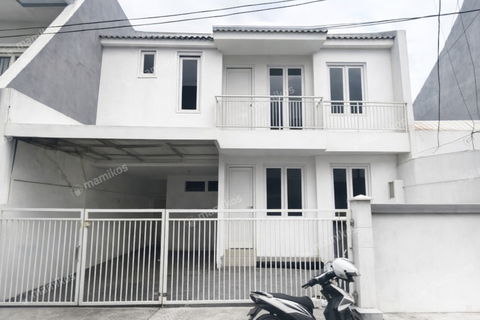Rumah Sertifikat SHM 4 Kamar Tidur 3 Kamar Mandi Tebet Jakarta Selatan - Photo 2