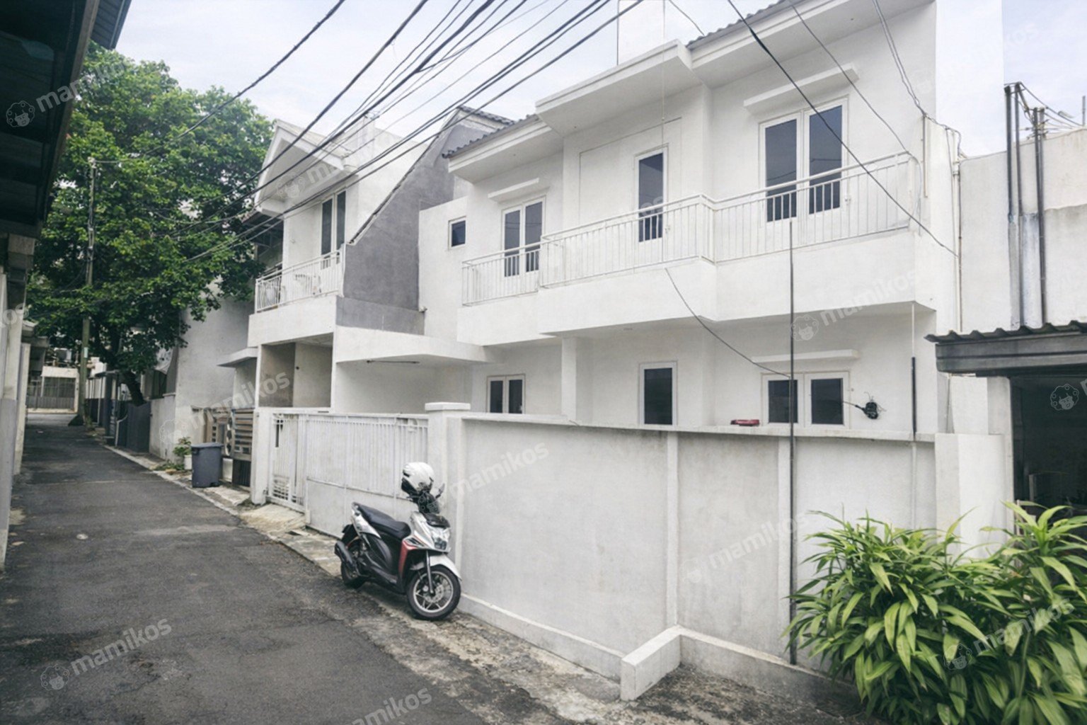 Rumah Sertifikat SHM 4 Kamar Tidur 3 Kamar Mandi Tebet Jakarta Selatan - Photo 3