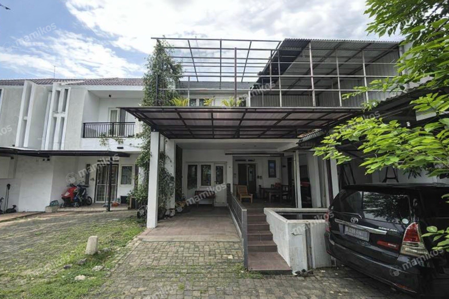Rumah Sertifikat SHM 4 Kamar Tidur 4 Kamar Mandi Raffles Hills Jakarta Timur