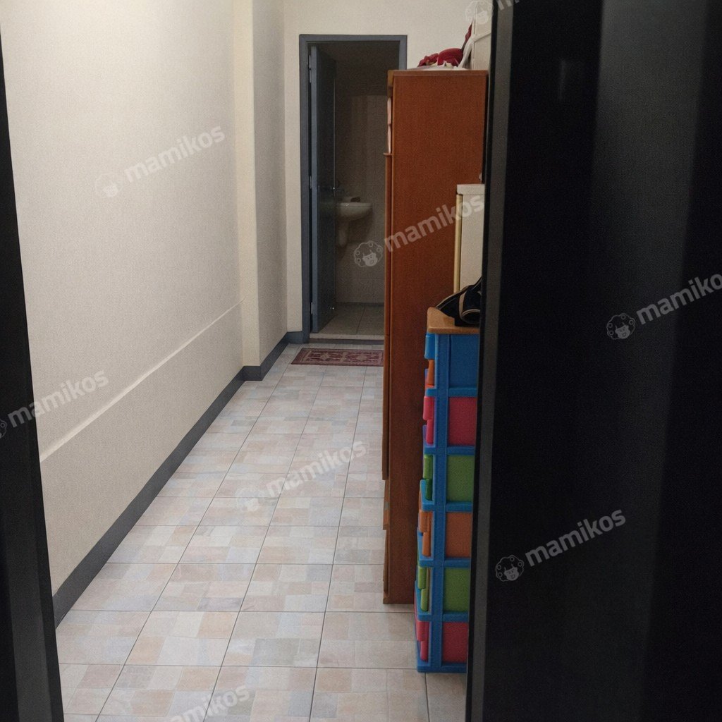 Rumah Sertifikat SHM 5 Kamar Tidur 4 Kamar Mandi Taman Ratu Jakarta Barat - Photo 2
