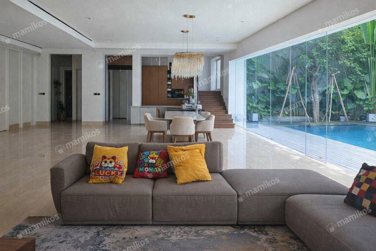 Rumah Sertifikat SHM 4 Kamar Tidur 7 Kamar Mandi Pantai Indah Kapuk Jakarta Utara
