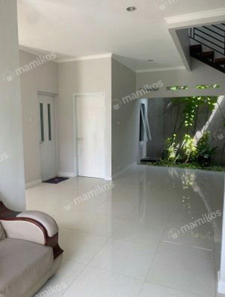 Rumah Sertifikat SHM 2 Kamar Tidur 2 Kamar Mandi Kemayoran Jakarta Pusat - Photo 2