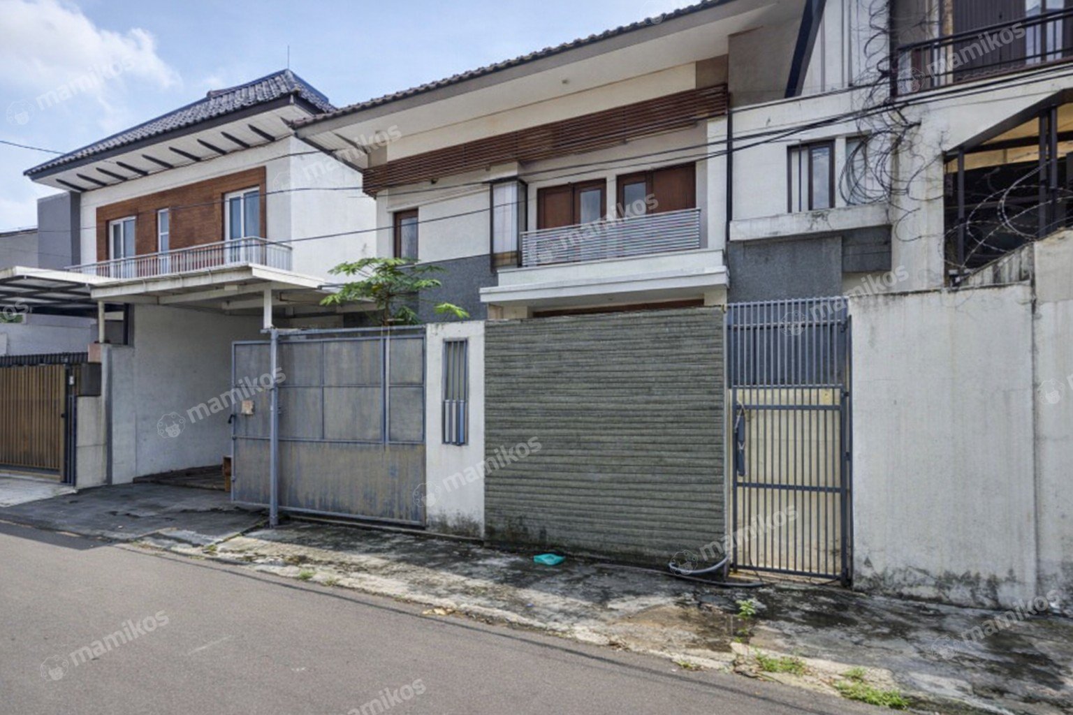 Rumah Sertifikat SHM 4 Kamar Tidur 4 Kamar Mandi Kebayoran Baru Jakarta Selatan
