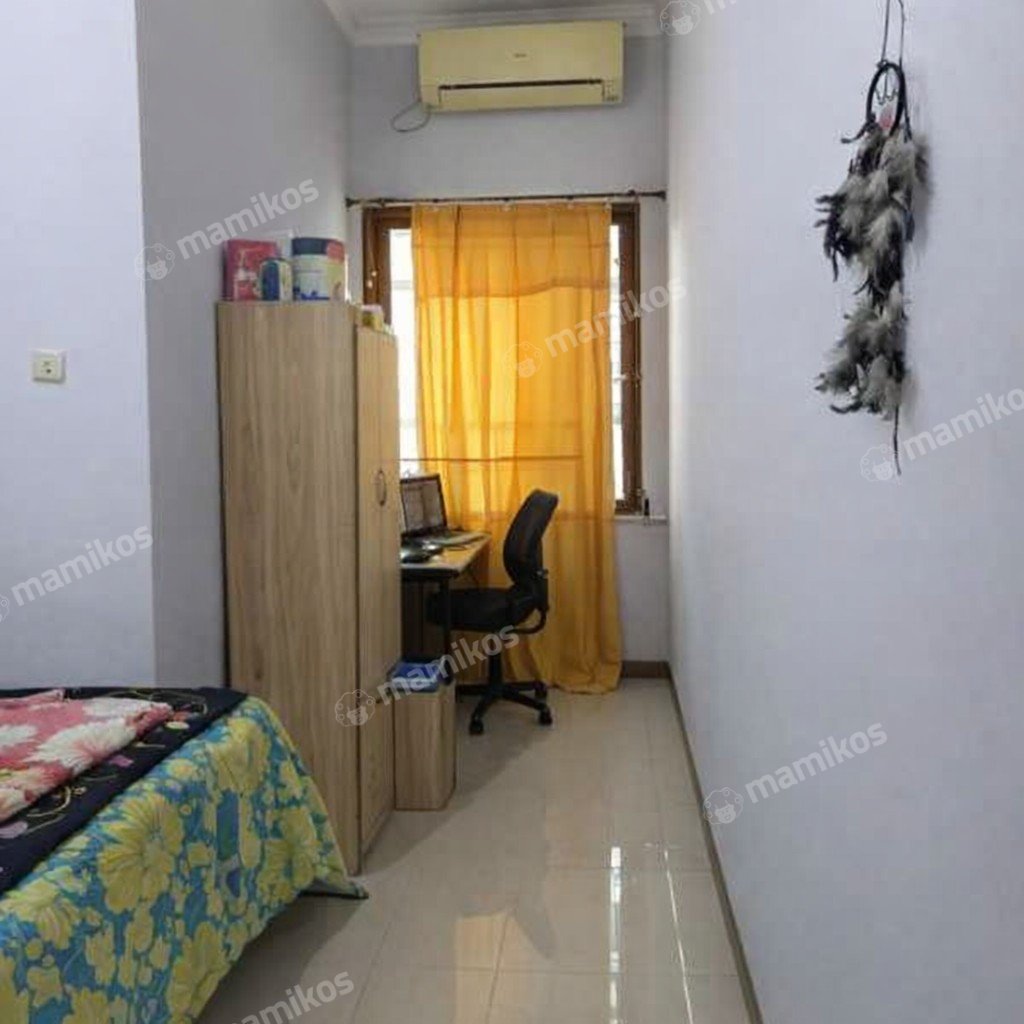 Rumah Sertifikat SHM 4 Kamar Tidur 4 Kamar Mandi Kepa Duri Jakarta Barat - Photo 2