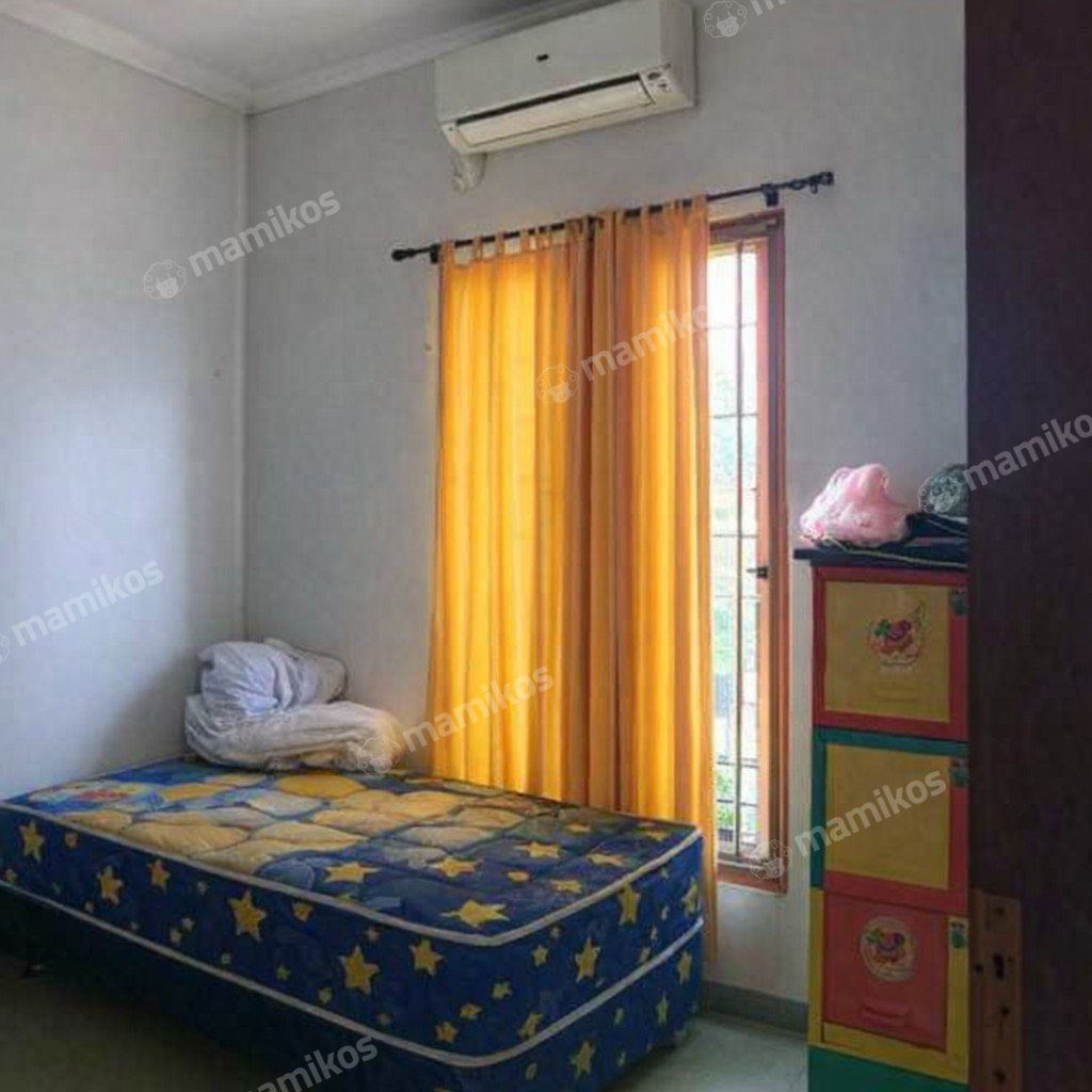 Rumah Sertifikat SHM 4 Kamar Tidur 4 Kamar Mandi Kepa Duri Jakarta Barat - Photo 3