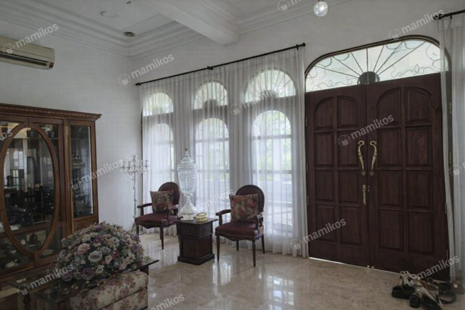 Rumah Sertifikat SHM 4 Kamar Tidur 4 Kamar Mandi Cipete Jakarta Selatan