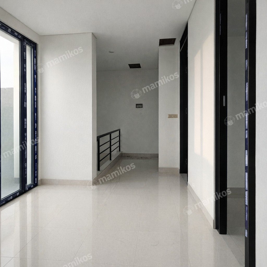 Rumah Baru Sertifikat SHM 4 Kamar Tidur Cilandak Jakarta Selatan - Photo 4