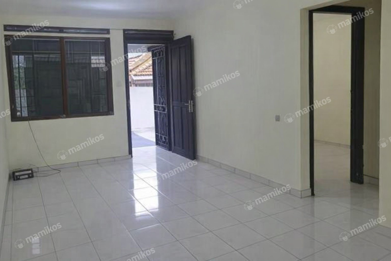 Rumah Sertifikat SHM 1 Lantai Taman Kota Jakarta Barat