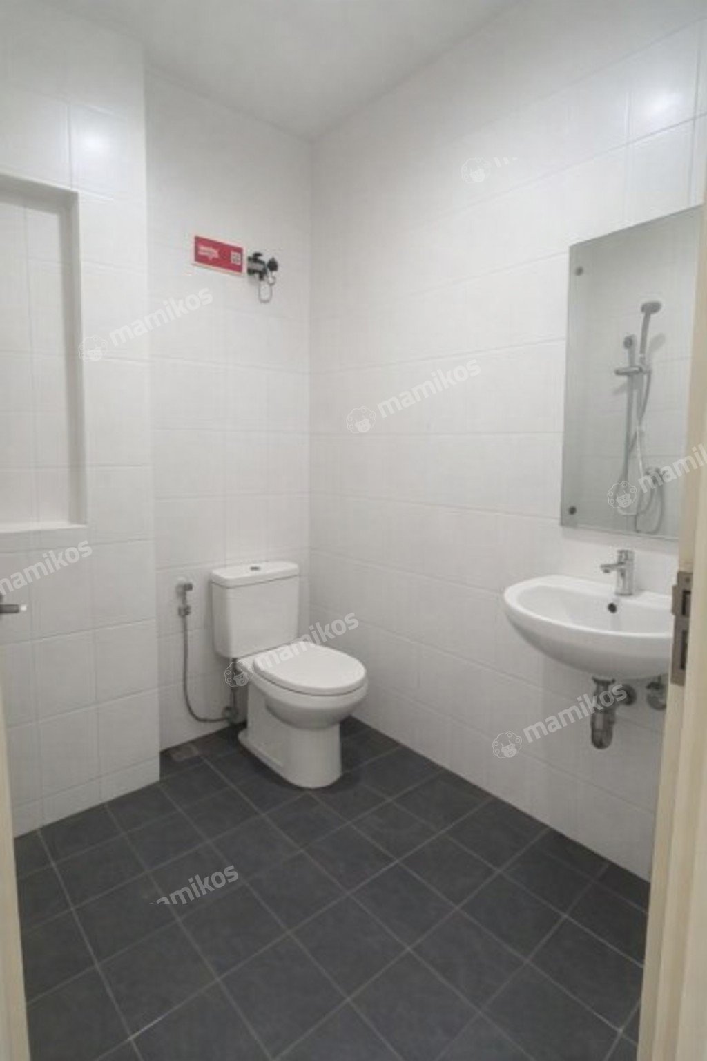 Rumah Sertifikat SHM 2 Kamar Tidur 2 Kamar Mandi Green Lake City Jakarta Barat - Photo 3
