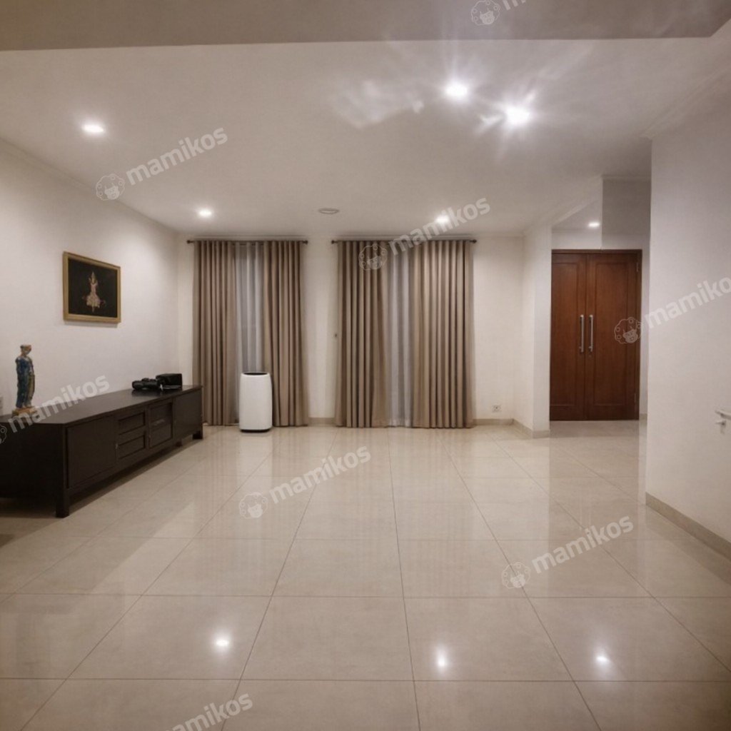 Rumah Sertifikat SHM 4 Kamar Tidur 4 Kamar Mandi Intercon Jakarta Barat - Photo 5