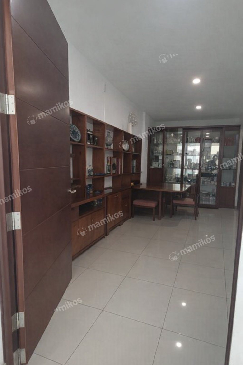 Rumah Sertifikat SHM 3 Kamar Tidur 2 Kamar Mandi Green Lake City Jakarta Barat - Photo 2