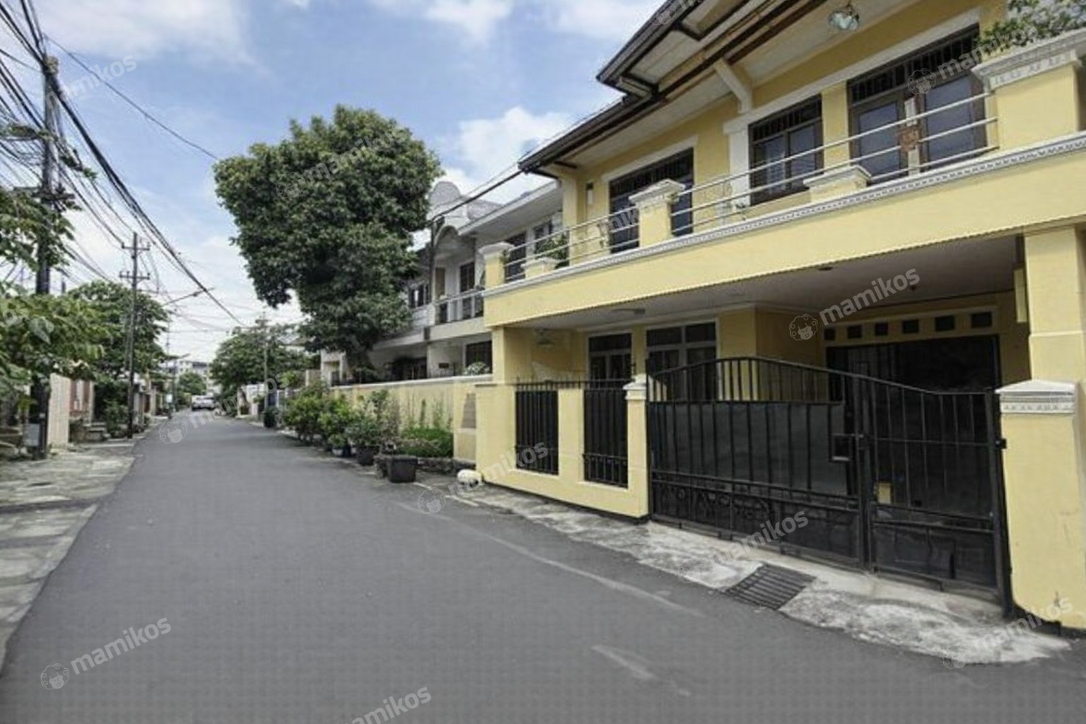 Rumah Sertifikat SHM 3 Kamar Tidur 3 Kamar Mandi Tebet Jakarta Selatan