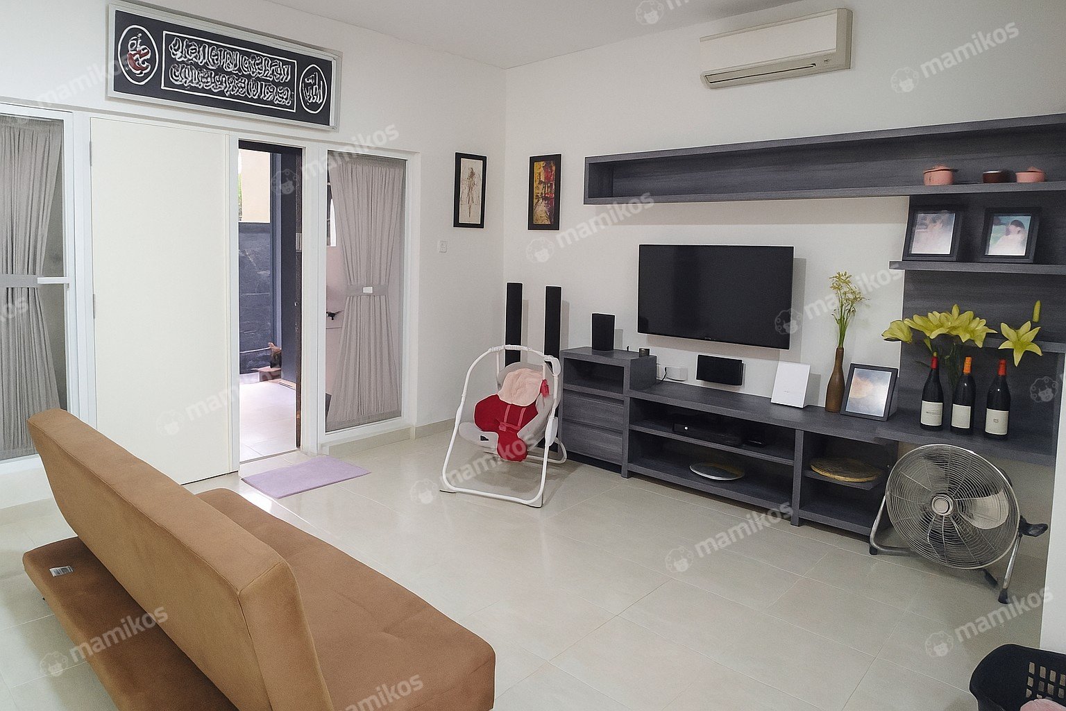 Rumah Sertifikat SHM 4 Kamar Tidur 4 Kamar Mandi Raffles Hills Jakarta Timur - Photo 5