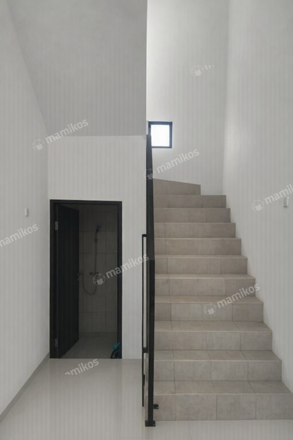 Rumah Sertifikat SHM 2 Kamar Tidur 2 Kamar Mandi Cijantung Jakarta Timur - Photo 5