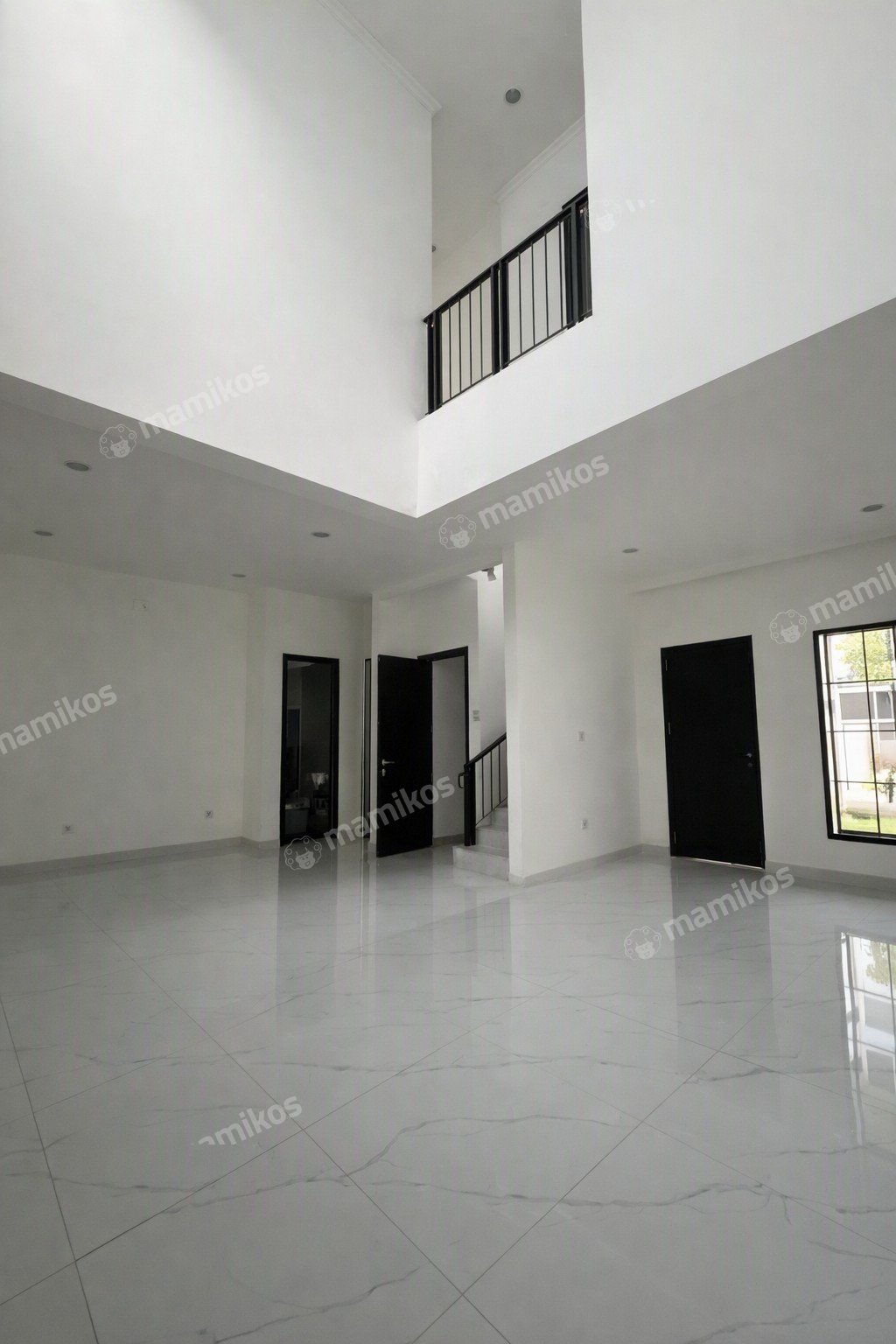 Rumah Sertifikat PPJB 4 Kamar Tidur 3 Kamar Mandi Pantai Indah Kapuk 2 Jakarta Utara - Photo 2