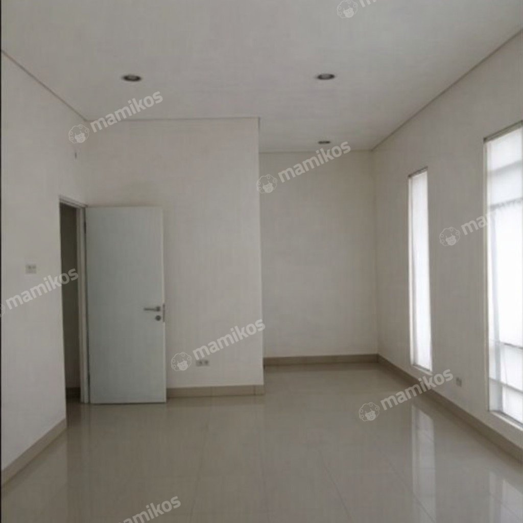 Rumah Sertifikat SHM 4 Kamar Tidur 3 Kamar Mandi Cengkareng Jakarta Barat - Photo 2