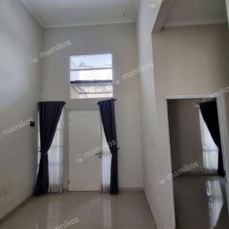 Rumah Sertifikat SHM 2 Kamar Tidur 1 Kamar Mandi Jakarta Garden City Jakarta Timur - Photo 2