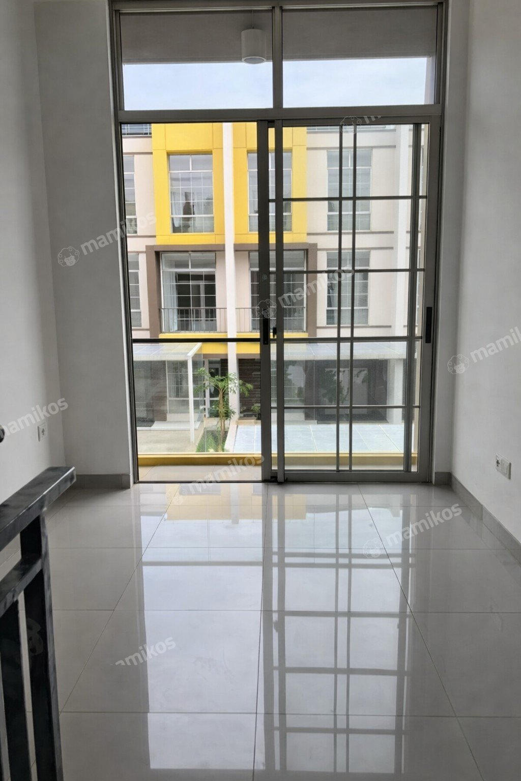 Rumah Sertifikat HGB 3 Kamar Tidur 2 Kamar Mandi Pantai Indah Kapuk 2 Jakarta Utara - Photo 5